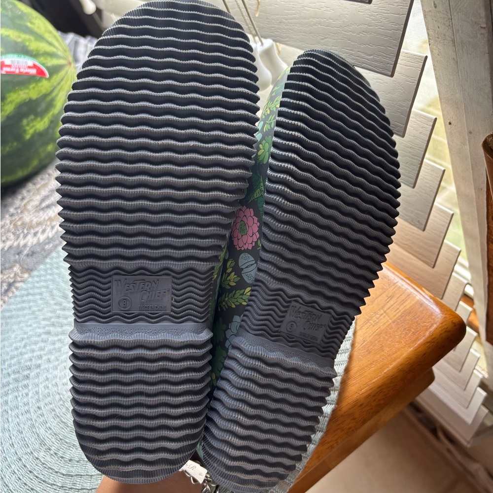 Western Chief Gardening Shoes - Picture 5 of 6